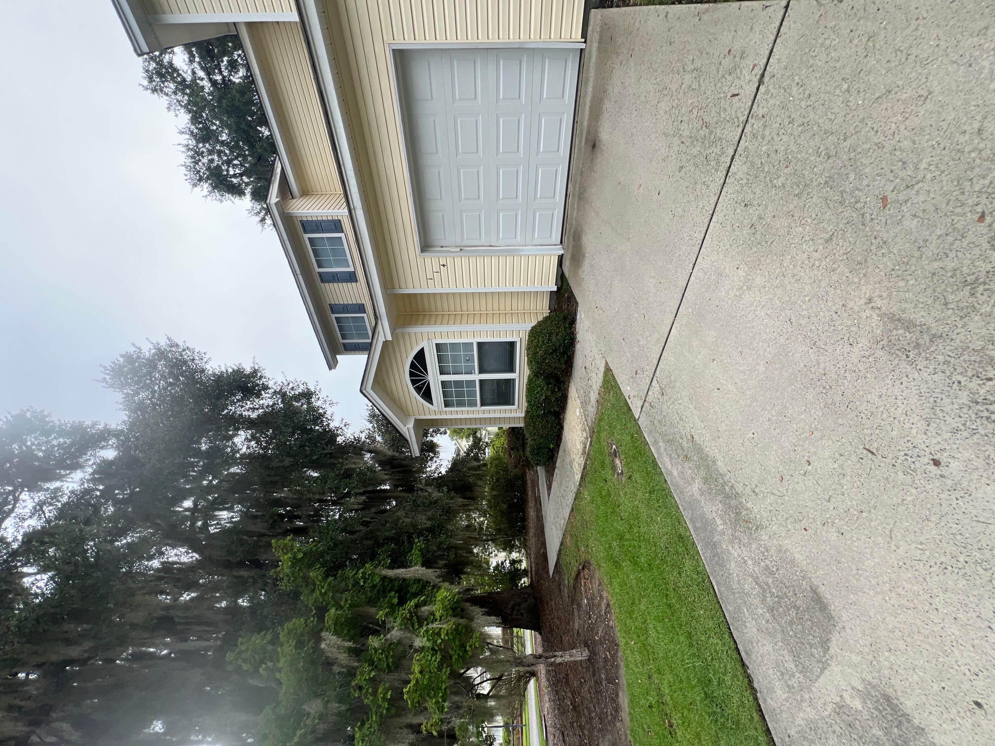 114 Grand Oaks Drive